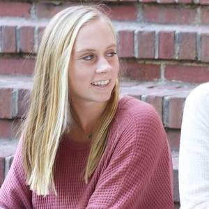 Meet your Posher, Jenna